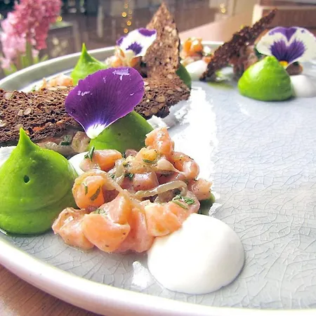 アパート Landmark *